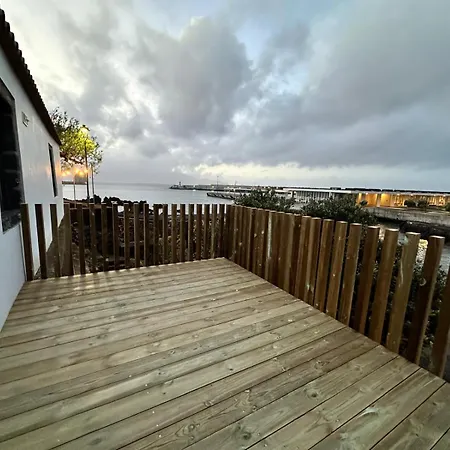 Apartment T0 Com Mezanino A Beira-mar *